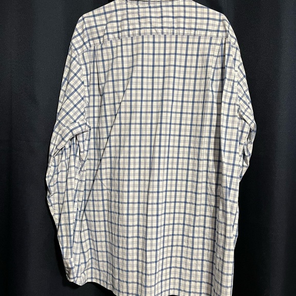 Long sleeve button up collared shirt - Picture 4 of 5